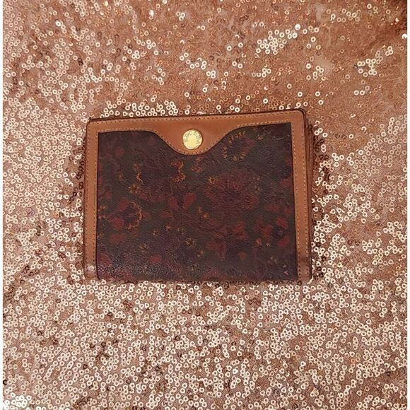 Escada wallet  - Picture 1 of 6